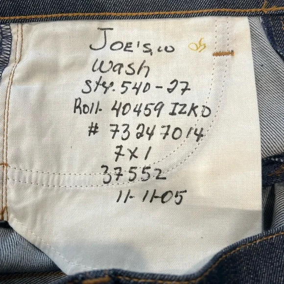 Joe’s Jeans Lety Dark Rinse Slim Straight 2005 Premium Denim size 27, 33” inseam - Picture 4 of 5